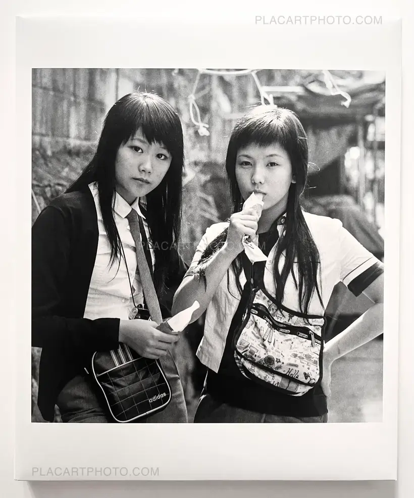 Park Sung Jin – Kid Echo (SIGNING AT PARIS PHOTO BOOTH I05)