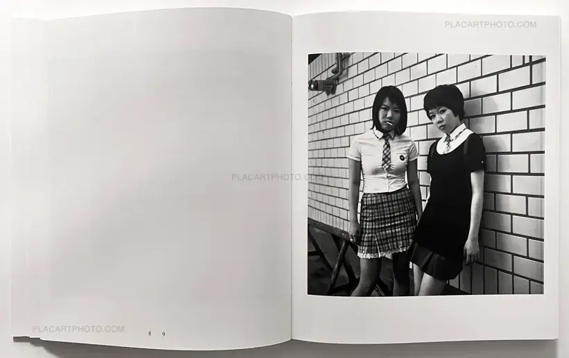 Park Sung Jin – Kid Echo (SIGNING AT PARIS PHOTO BOOTH I05)