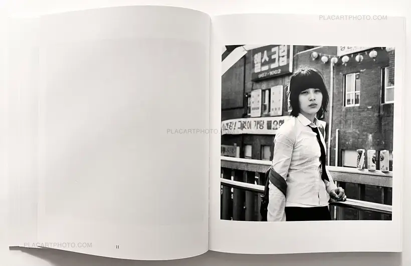 Park Sung Jin – Kid Echo (SIGNING AT PARIS PHOTO BOOTH I05)