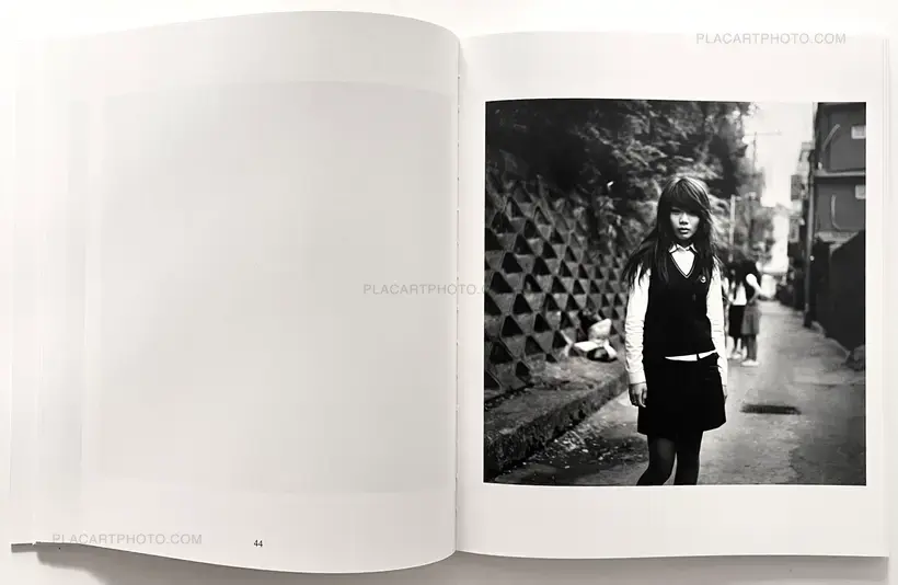 Park Sung Jin – Kid Echo (SIGNING AT PARIS PHOTO BOOTH I05)