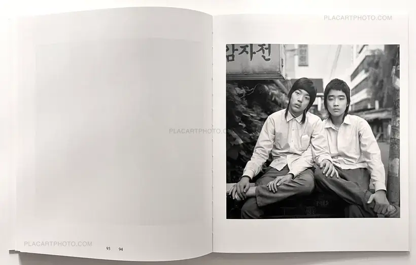 Park Sung Jin – Kid Echo (SIGNING AT PARIS PHOTO BOOTH I05)