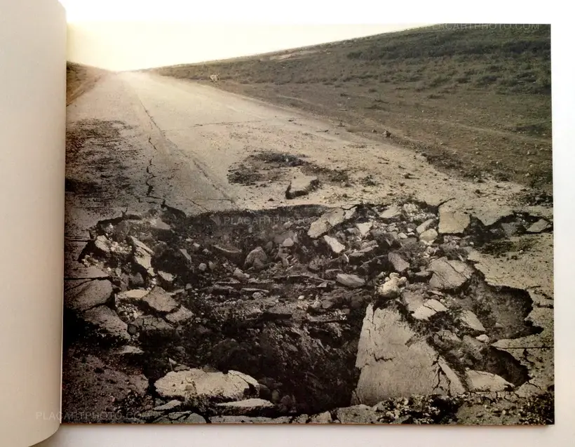 Sophie Ristelhueber – Eleven Blowups (SPECIAL EDITION WITH PRINT)