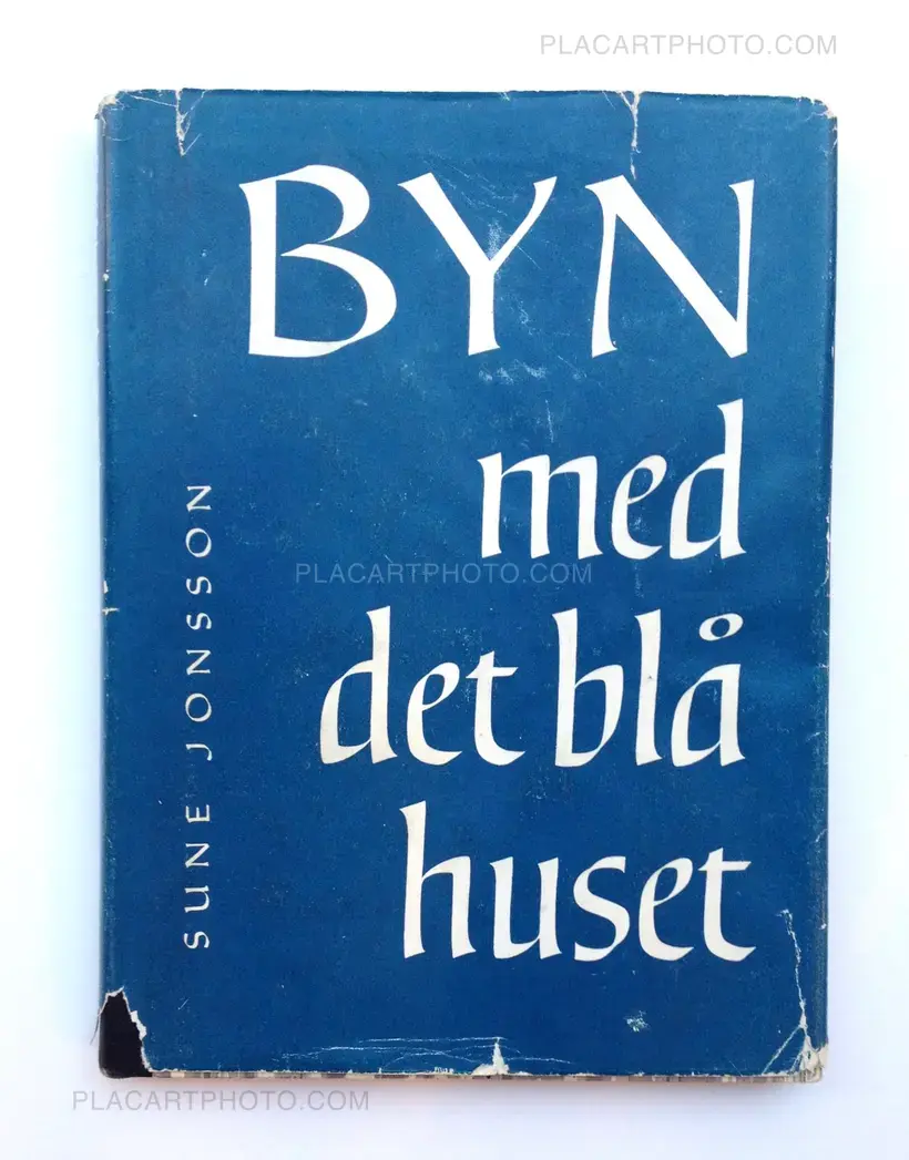 Sune Jonsson – Byn med det bla huset