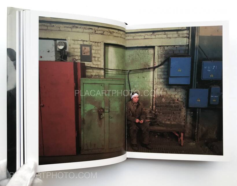 写真集 WINTERREISE Luc Delahaye Luc Delahaye: Winterreise, Phaidon, 2000 | Bookshop Le Plac'Art Photo