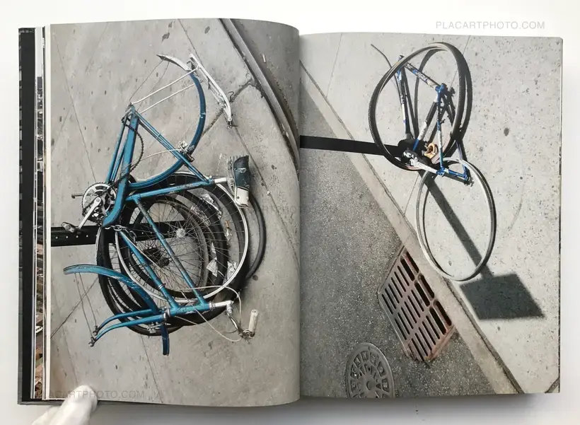 Collective – Endcommercial : Reading the city