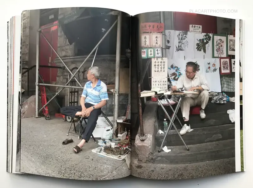 Collective – Endcommercial : Reading the city