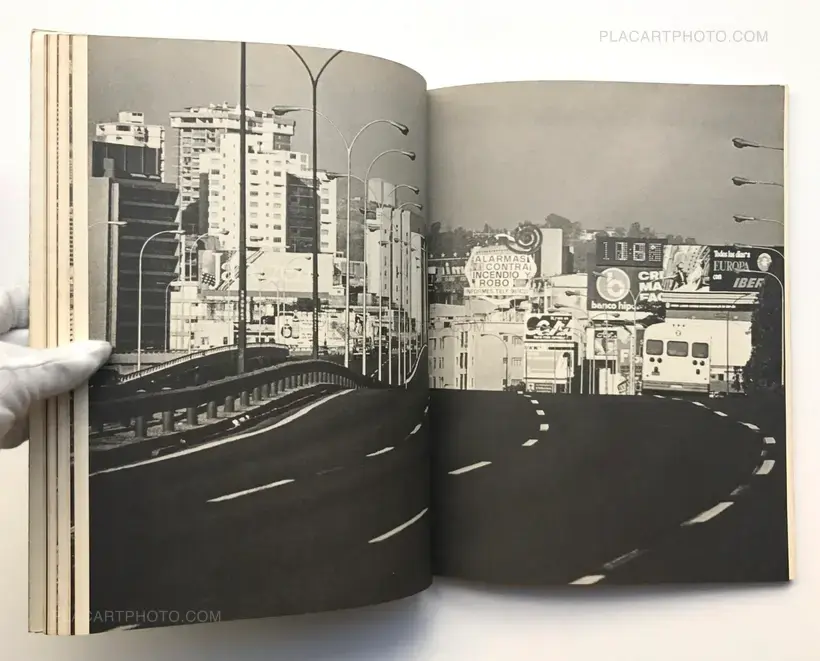 Ramon Paolini – Caracas - una quimera urbana