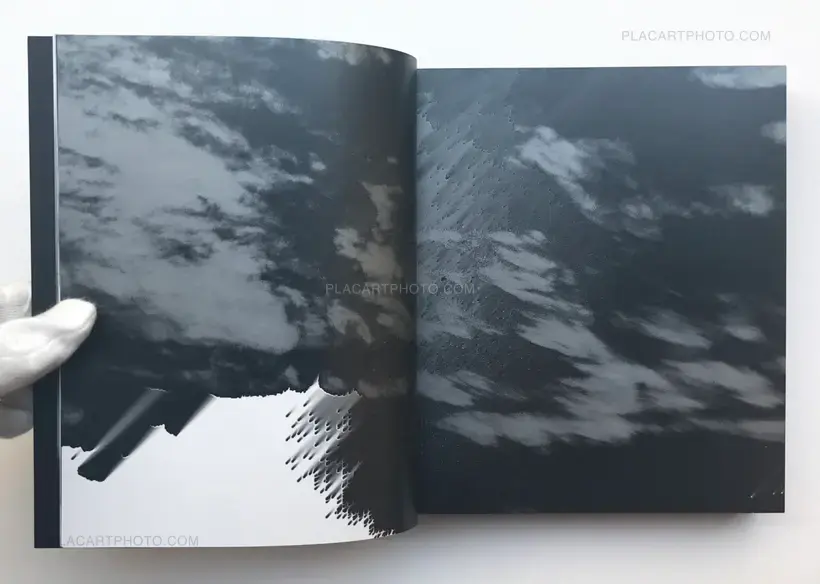 Richard Mosse – Incoming