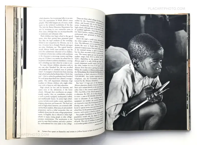 Ernest Cole – House of Bondage : a South African Black Man Exposes in His Own Pictures and Words the Bitter Life of His Homeland Today
