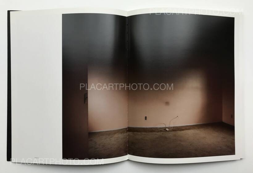 Todd Hido: JGS : Witness number seven, Nazraeli Press, 2009 