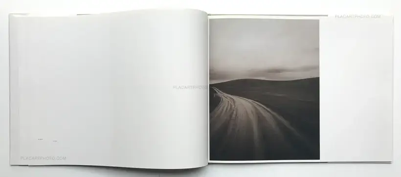 Todd Hido – Roaming : Landscape Photographs 1994-2004