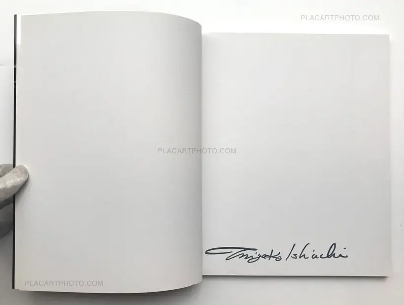 Miyako Ishiuchi – YOKOSUKA AGAIN 1980-1990 (SIGNED)