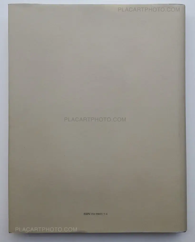 Ismo Hölttö – Ihminen pääosassa/ People in the Lead Role (SIGNED)