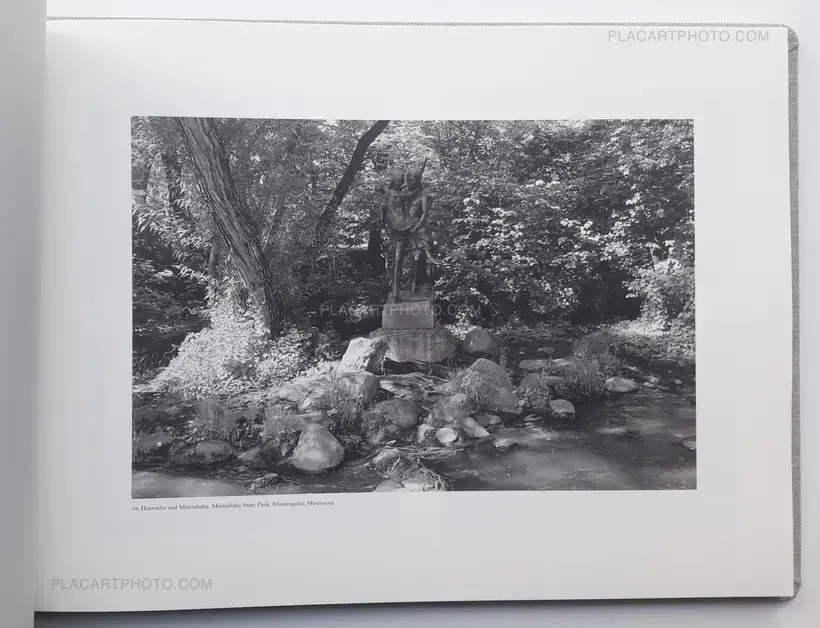 Lee Friedlander – The American Monument