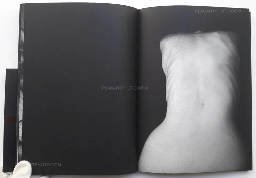 Erhan Can akbulut – Of fading memories (SIGNED)
