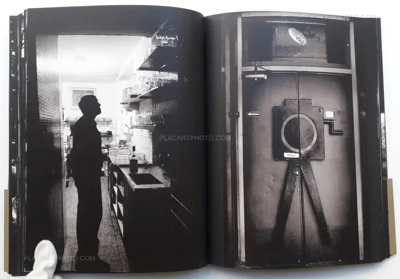 Andreas H. Bitesnich – Deeper shades #04 : Vienna (ONLY 20 COPIES WITH A PRINT)