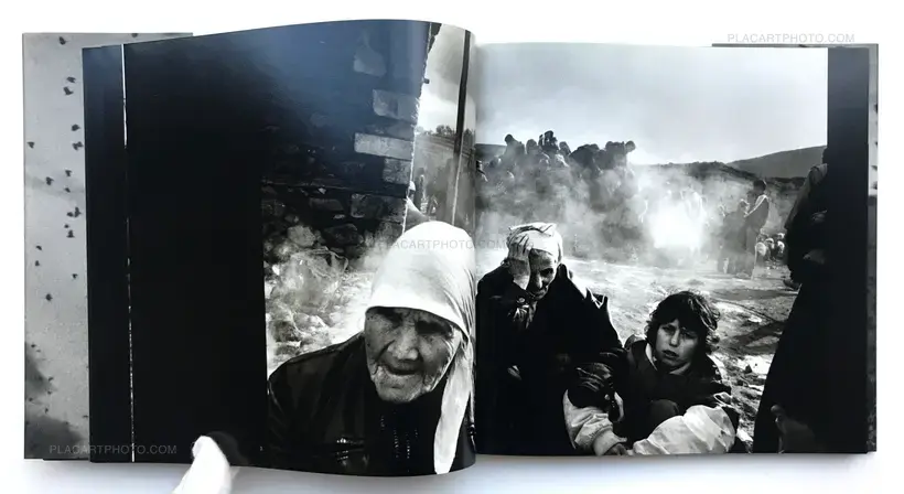Paolo Pellegrin – Kosovo, 1999-2000 : The flight of reason