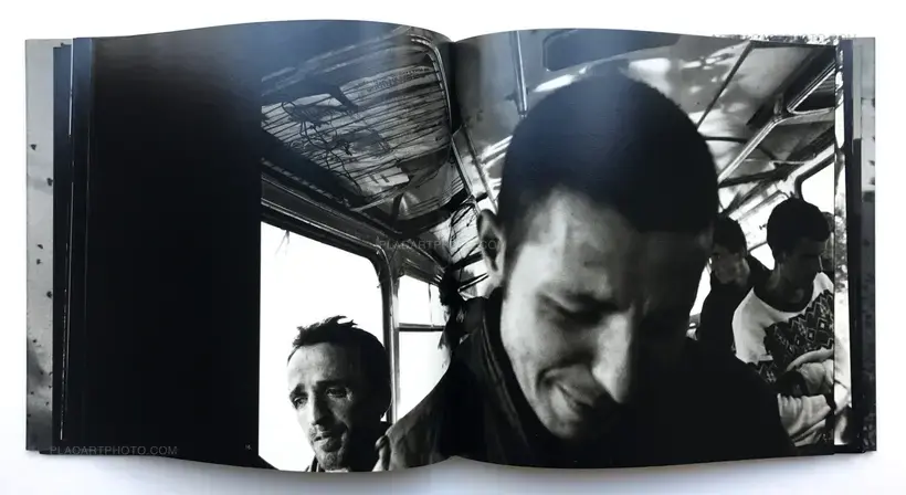 Paolo Pellegrin – Kosovo, 1999-2000 : The flight of reason
