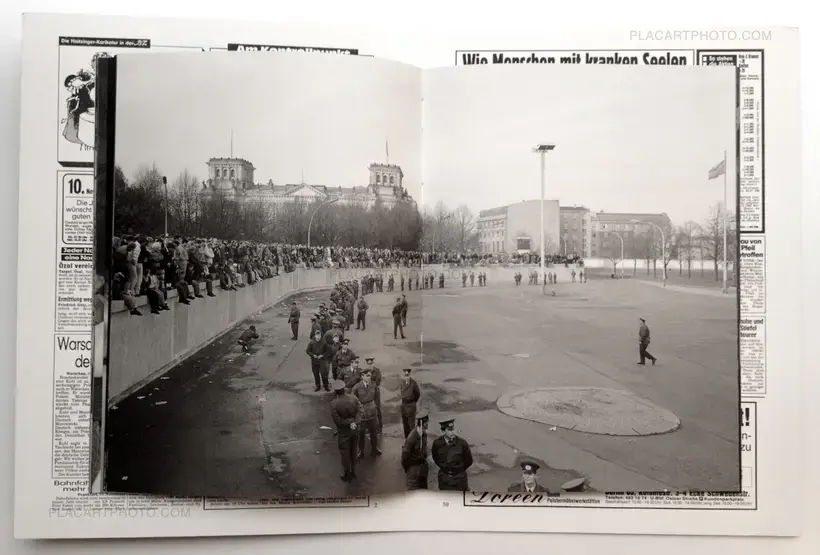 Mark Power – Die Mauer ist weg ! (Signed)