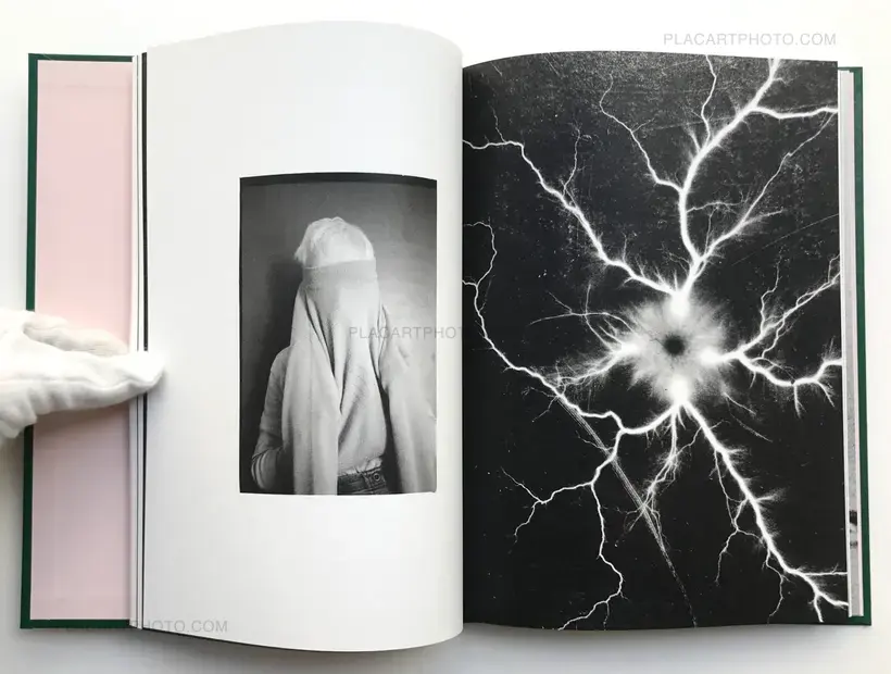 Antonio Jimenez Saiz – No Nos Aprenden A Morir (Signed and numbered with risograph print)