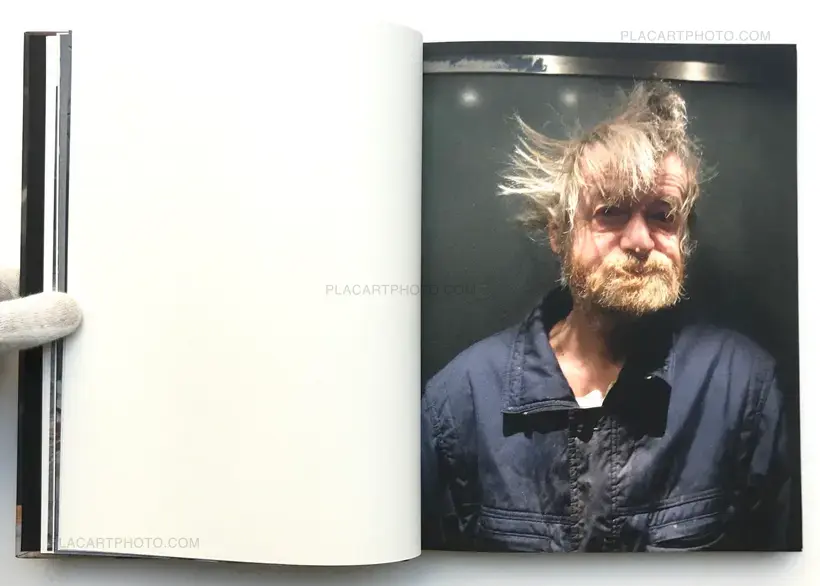 Magnus Cederlund – Skin Close