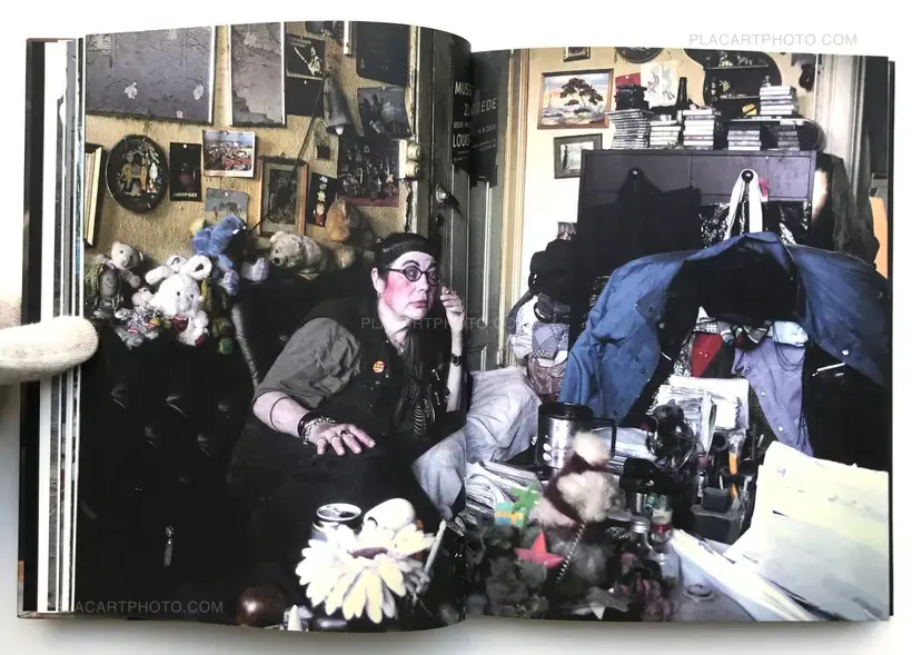 Magnus Cederlund – Skin Close