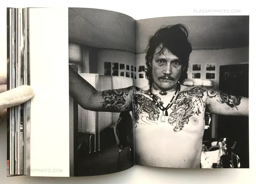 Magnus Cederlund – Skin Close