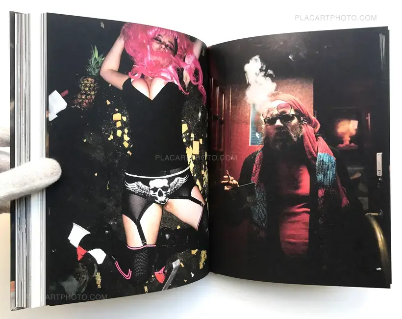 Magnus Cederlund – Skin Close