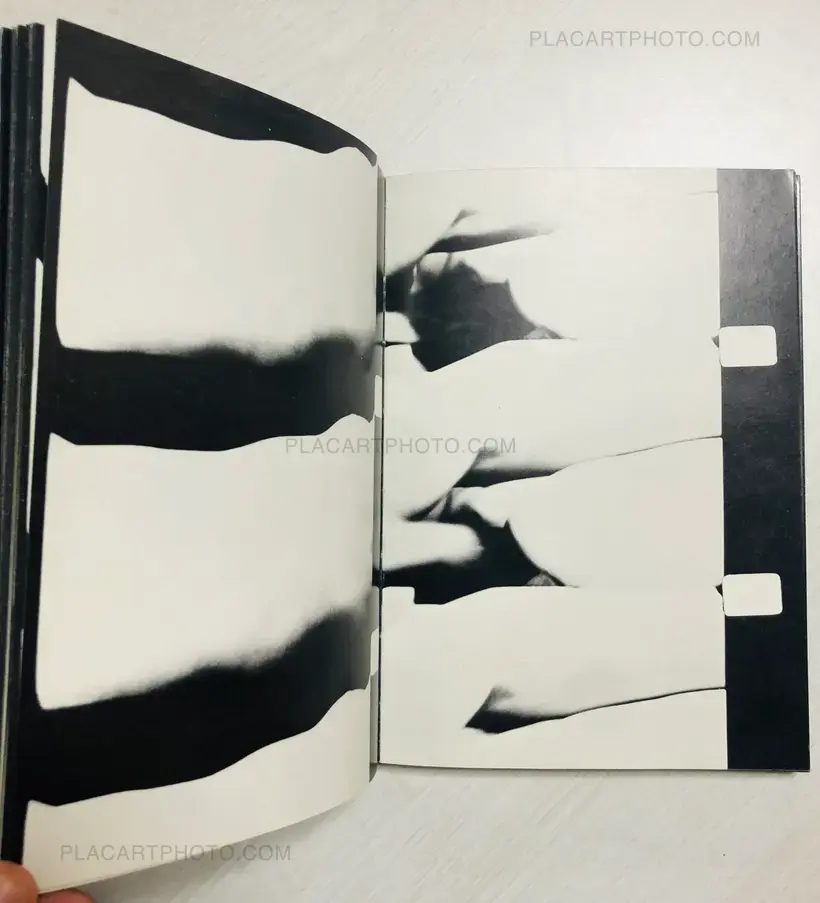 Takahiko Iimura – PAPER FILM