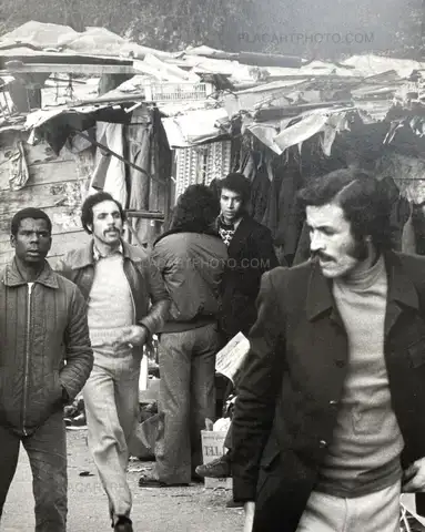 Yan Morvan – ARCHIVE N° 1 Digue des Français (Slums of Nice)