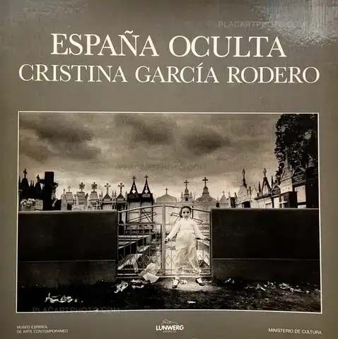 Cristina Garcia Rodero – ESPANA OCULTA (ASSOCIATION COPY)