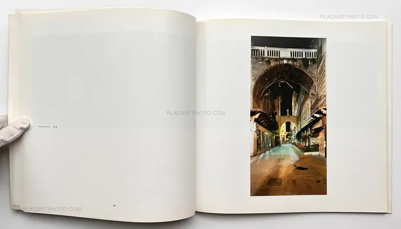 Olivo Barbieri – Notte (Association copy)