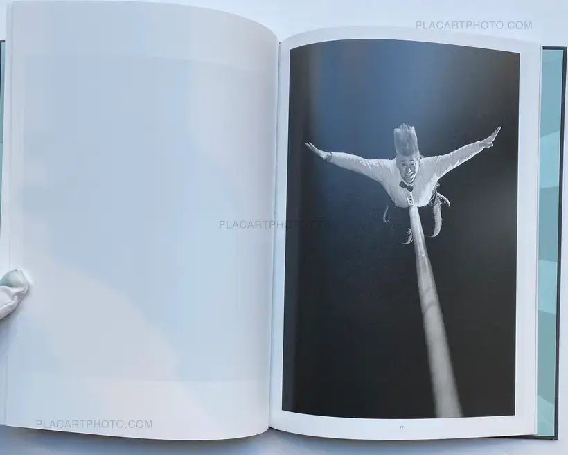 Oliver Stegmann – CIRCUS NOIR (SIGNED)