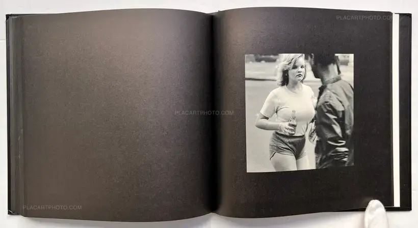 Various photographers – VOYEUR