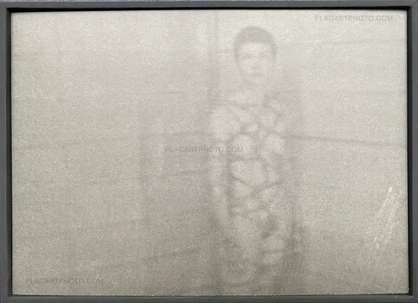 Arno Bouchard – “䷚” Swallowing (with silver gelatin print)