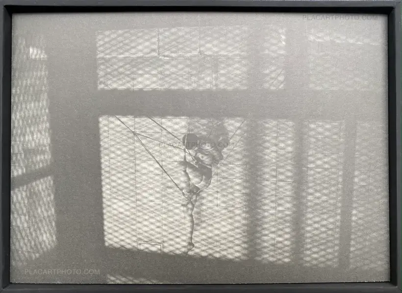 Arno Bouchard – “䷚” Swallowing (with silver gelatin print)