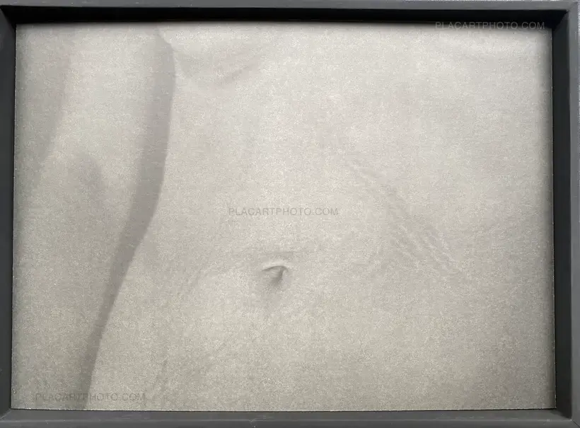 Arno Bouchard – “䷚” Swallowing (with silver gelatin print)