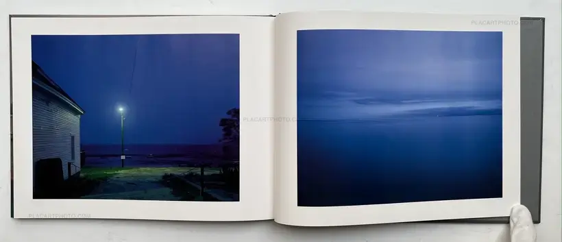 Joel Meyerowitz – Between the Dog and the Wolf