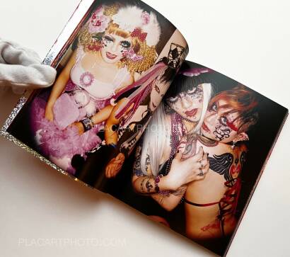 Photographer Hal,Pinky & Killer DX Photographer Hal,Pinky & Killer DX