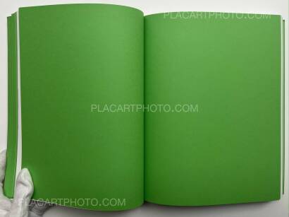 Christopher Williams,Printed in Germany: Green