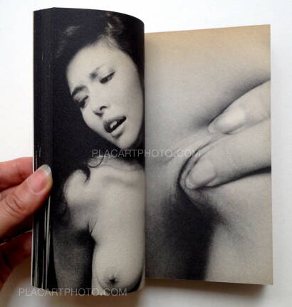 Kishin Shinoyama,Bibun : The Weekly Fluctuant Book No.13