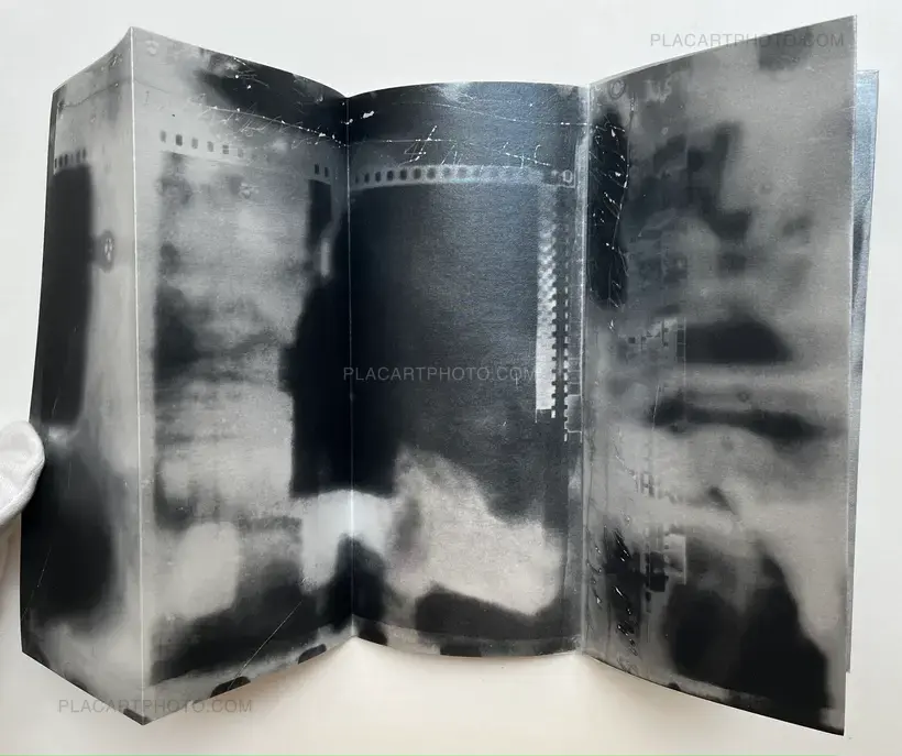 Sergej Vutuc – SURVEILLANCE POETICS OF REEL, ODSJAJ