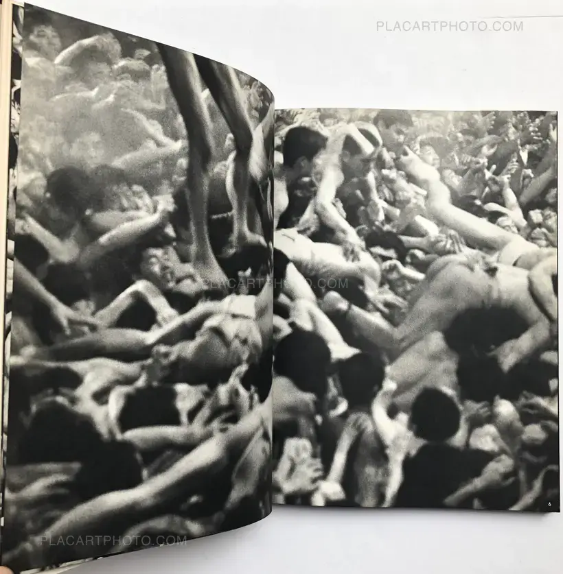 Tamotsu Yato – Naked Festival / Hadaka Matsuri