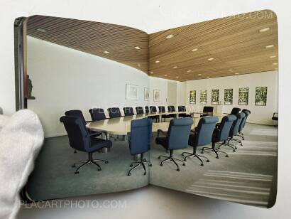 Jacqueline Hassink,The Table of Power Jacqueline Hassink,The Table of Power