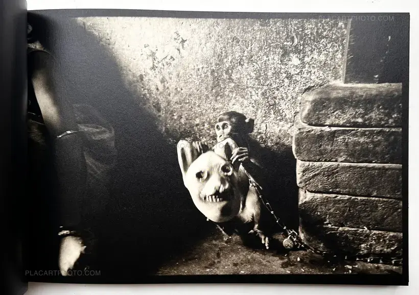 Zana Briski – BROTHEL (SIGNED)