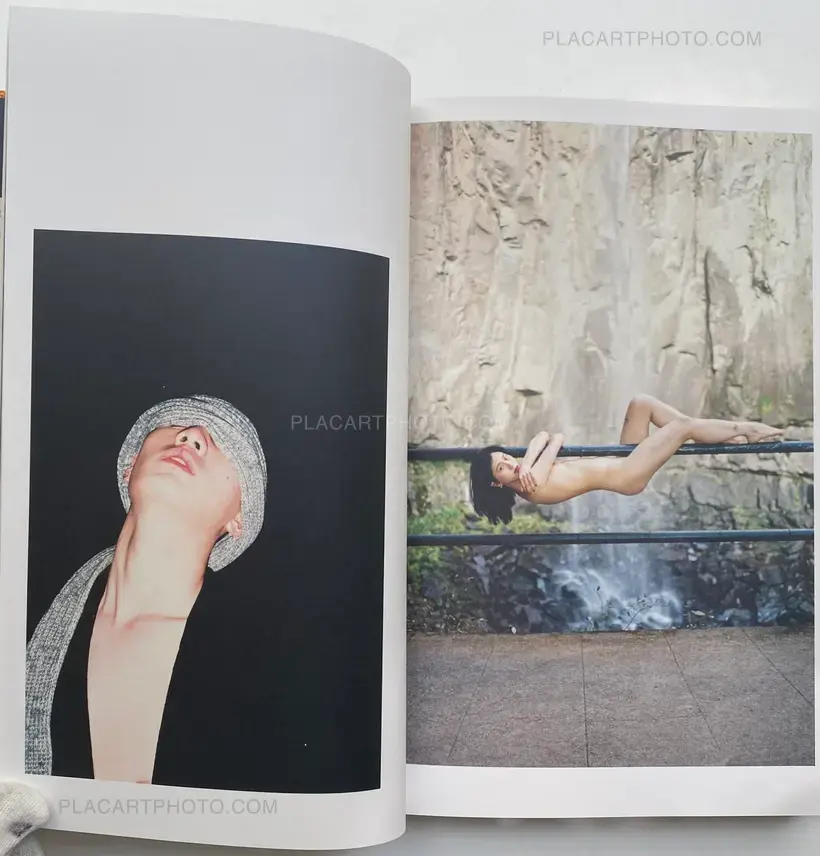Wu Lie Wei – The Best of Time (WITH SIGNED PRINT)