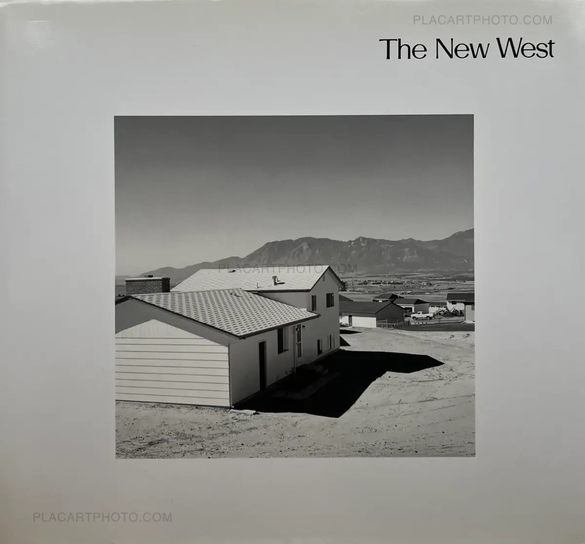 Looking Back　Robert Adams　Richard Avedon 1200;robert_adams_the_new_west.jpg