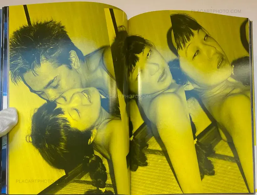 Nobuyoshi Araki – Okinawa Retsujo (Love Labyrinth: Passion in Okinawa) (WITH OBI)