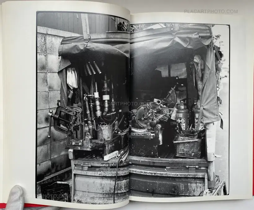Nobuyoshi Araki – Shashin Shijo Shugi (Personal Sentimentalism in Photography) (WITH OBI)