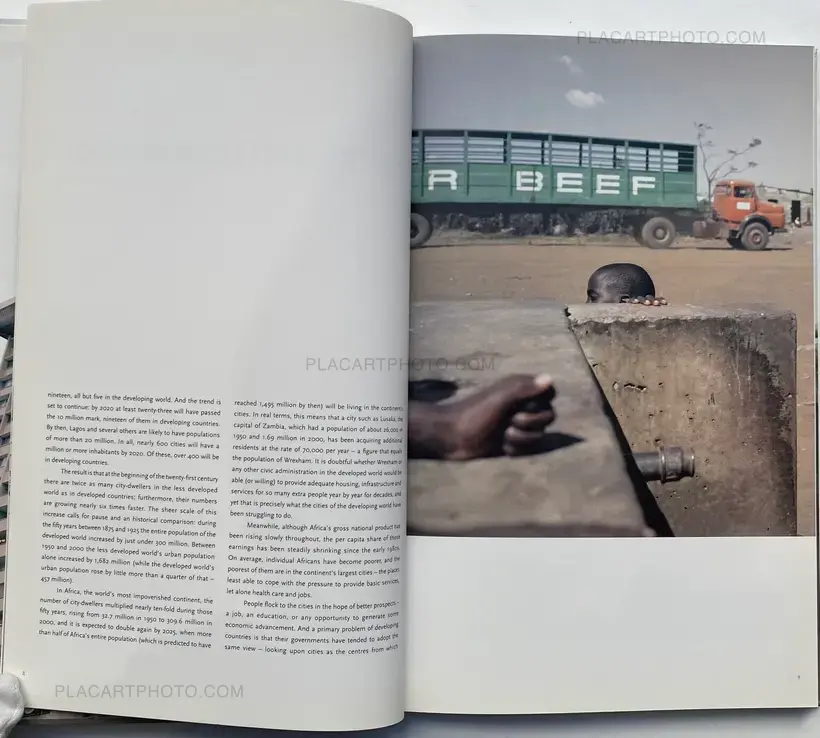 Paul Seawright – INVISIBLE CITIES